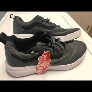 Vans Ultrarange Rapidweld 18 Skate Shoes